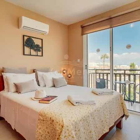 Sunrise Pernera 빌라