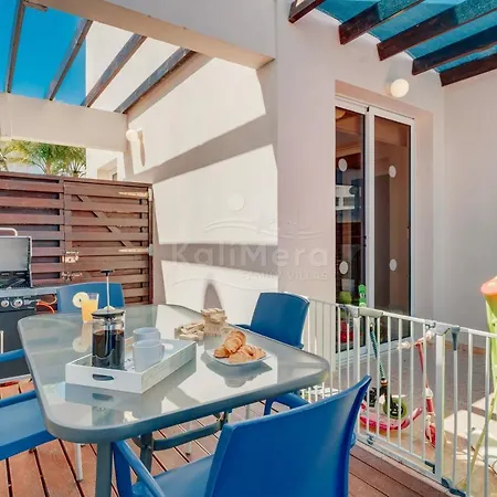 Sunrise Pernera ヴィラ *