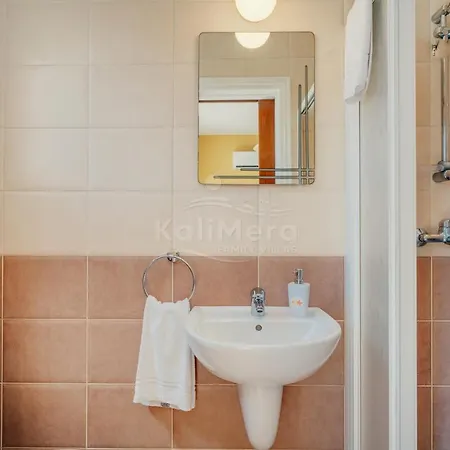 Sunrise Pernera ヴィラ パラリムニ