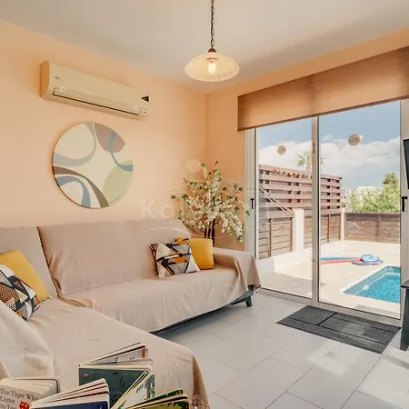 Sunrise Pernera パラリムニ